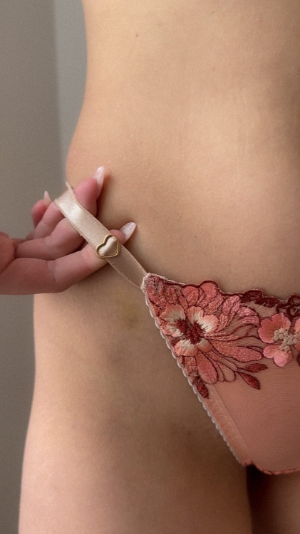 Stringi FLORA