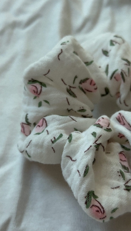 Scrunchie z muślinu