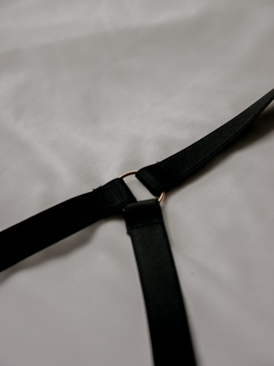 BODY HARNESS VALENTINA